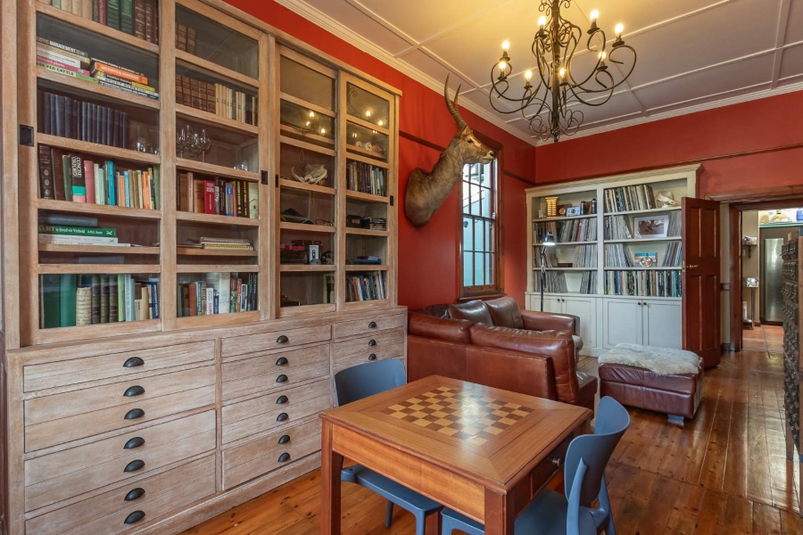 6 Bedroom Property for Sale in Newlands Western Cape